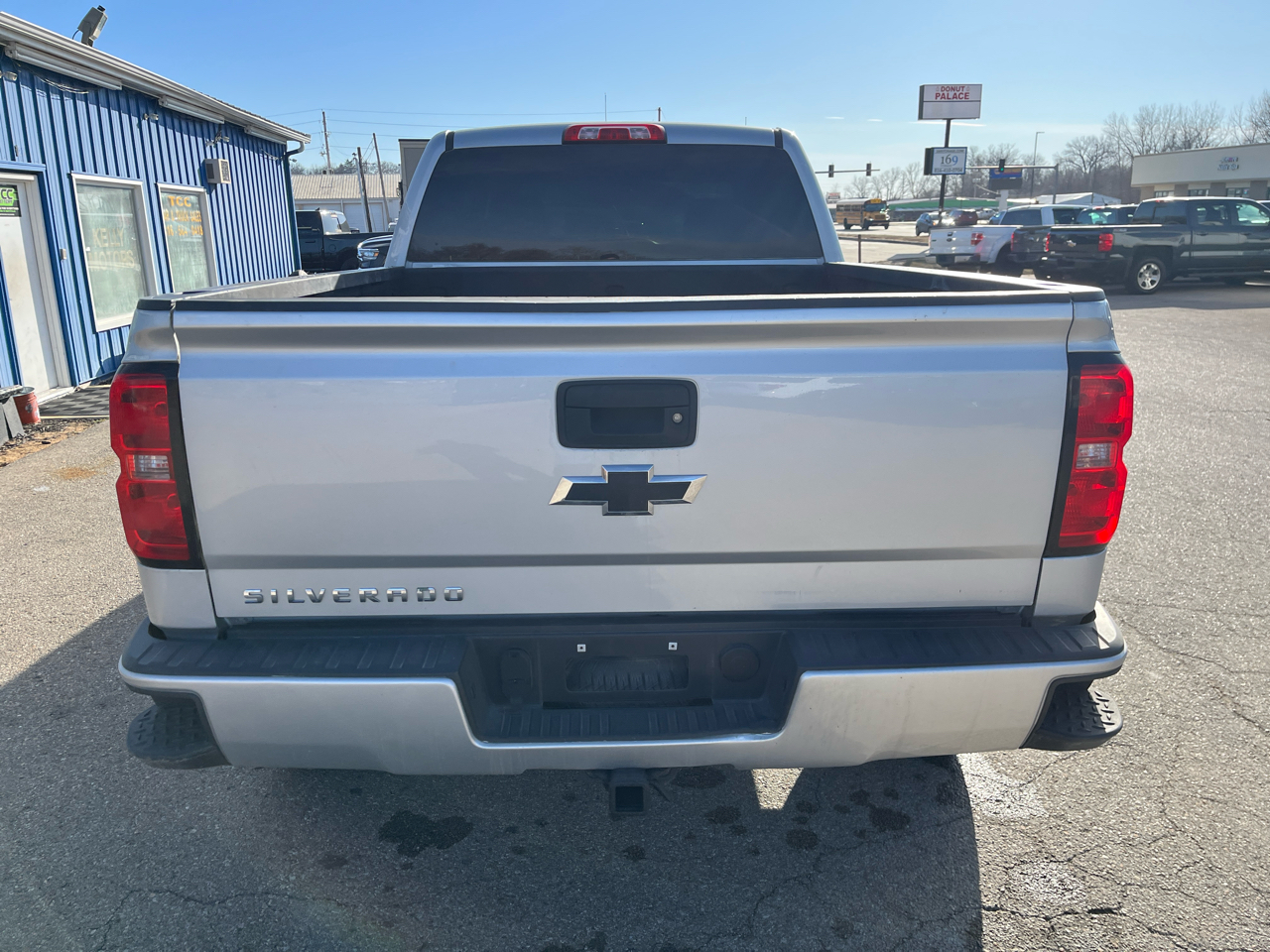 Chevrolet Silverado 1500 4WD Double Cab 143.5" Custom 2017