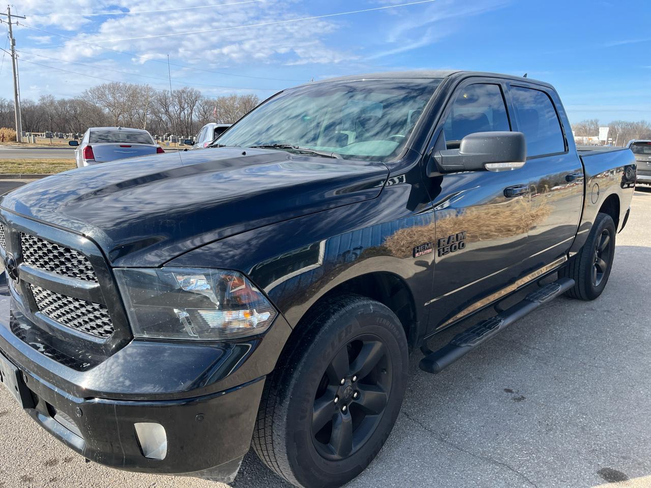 RAM 1500 Big Horn 4x4 Crew Cab 5'7" Box 2018