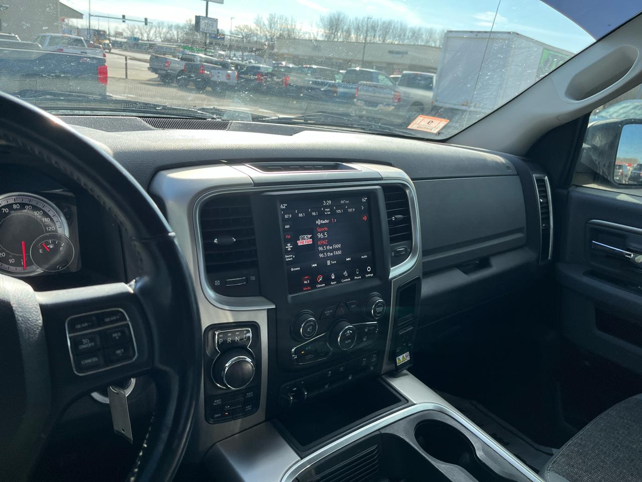 RAM 1500 Big Horn 4x4 Crew Cab 5'7" Box 2018