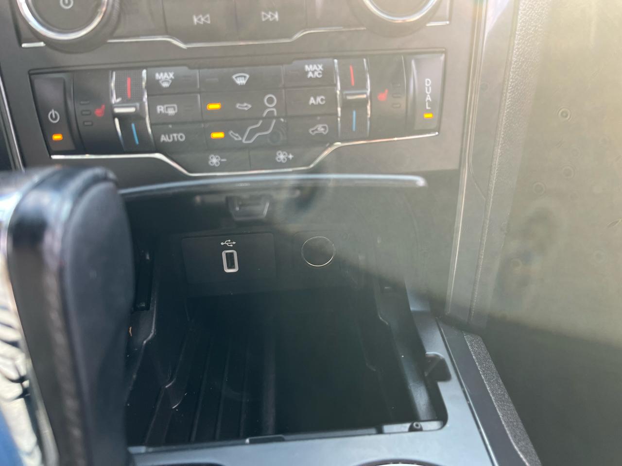 Ford Explorer XLT 4WD 2017