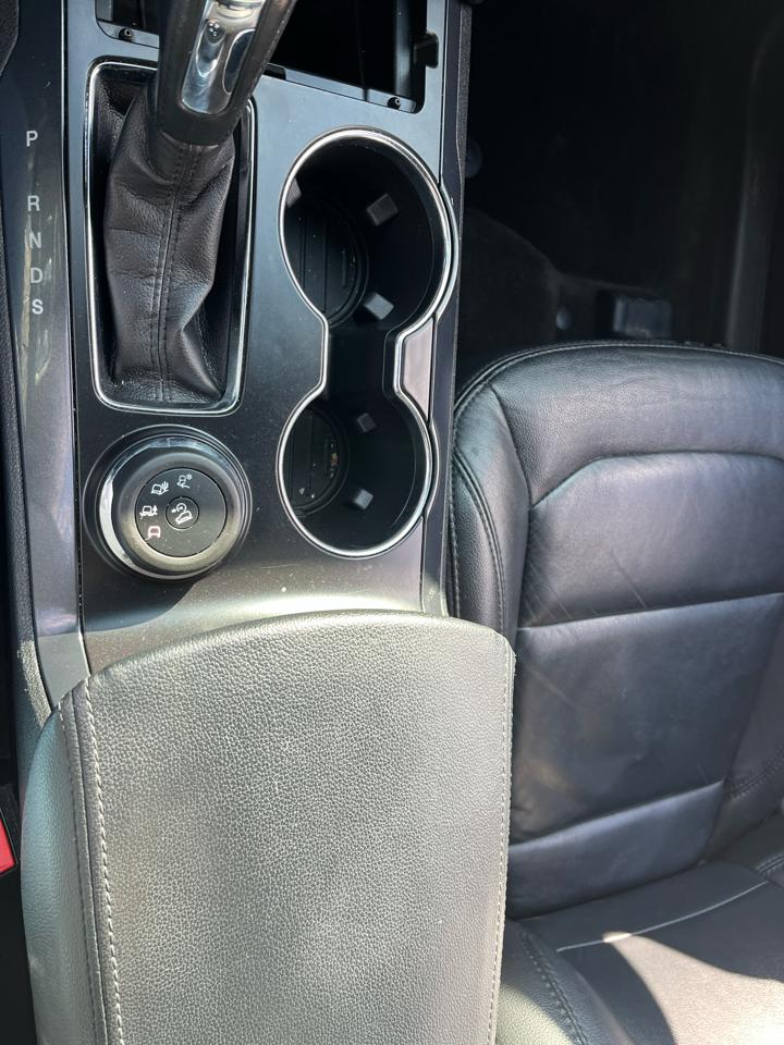 Ford Explorer XLT 4WD 2017