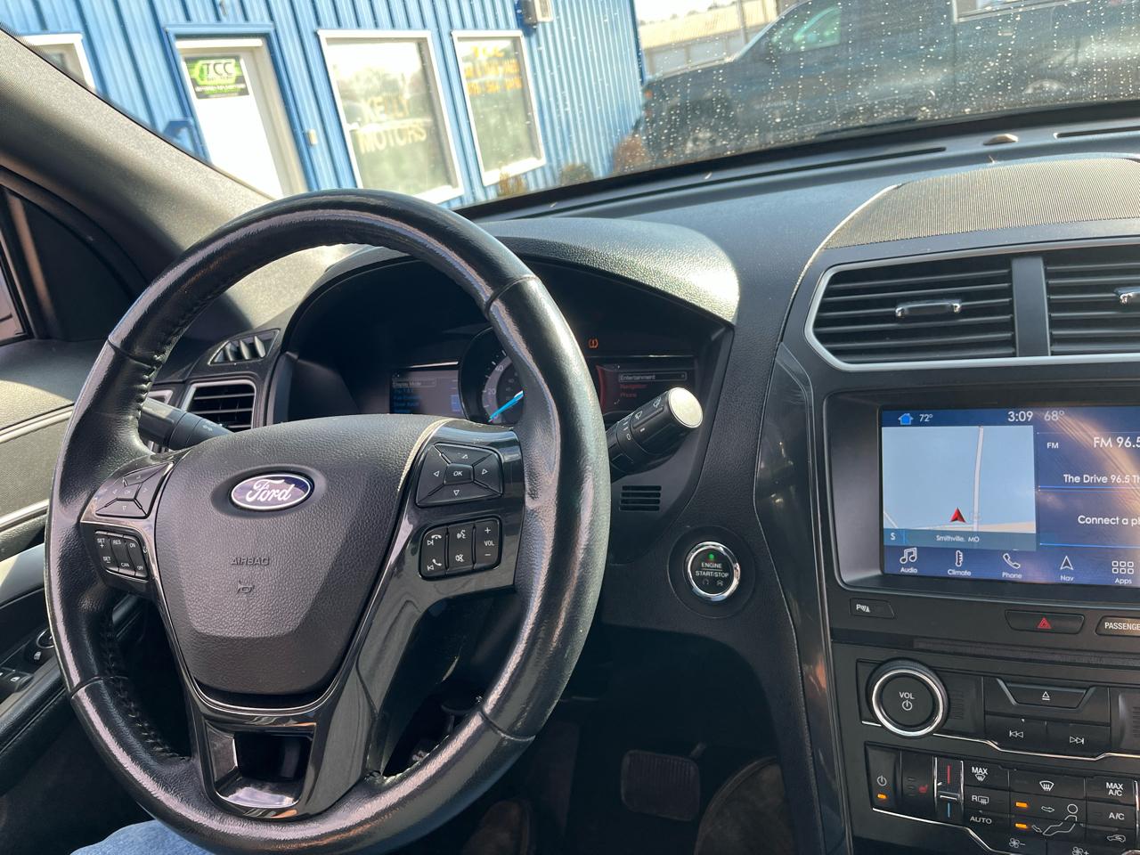 Ford Explorer XLT 4WD 2017