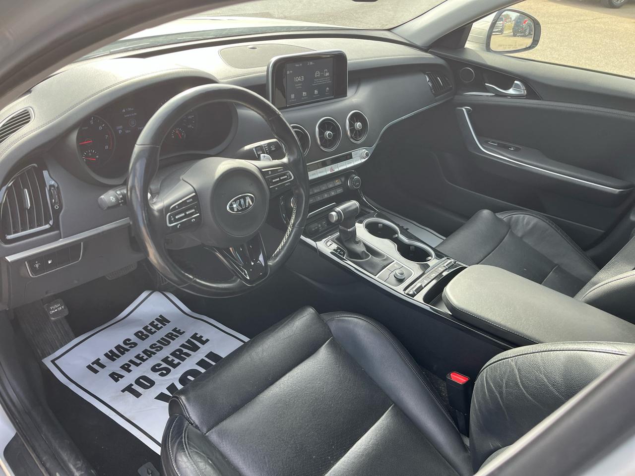 Kia Stinger Base AWD 2018