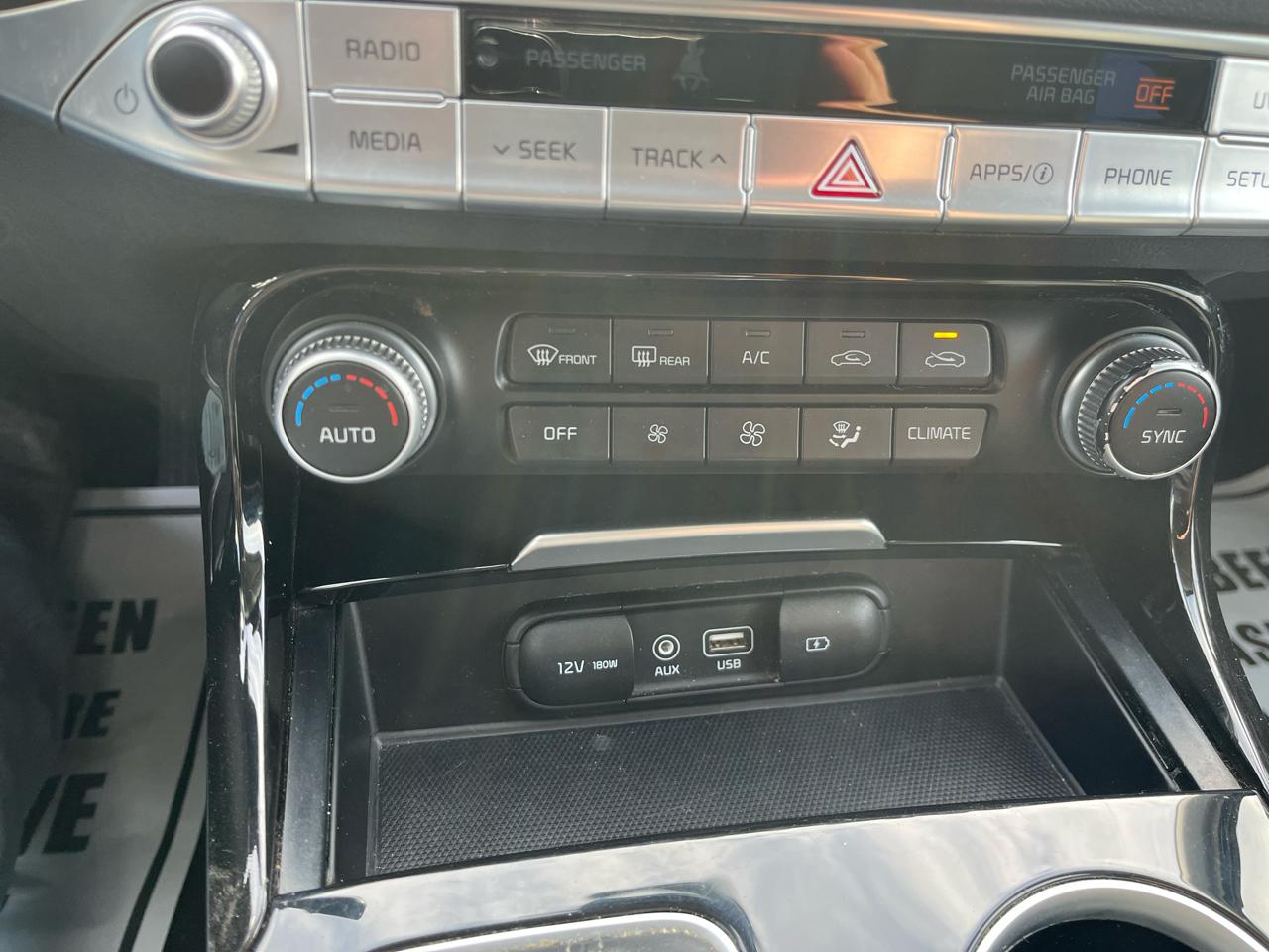 Kia Stinger Base AWD 2018