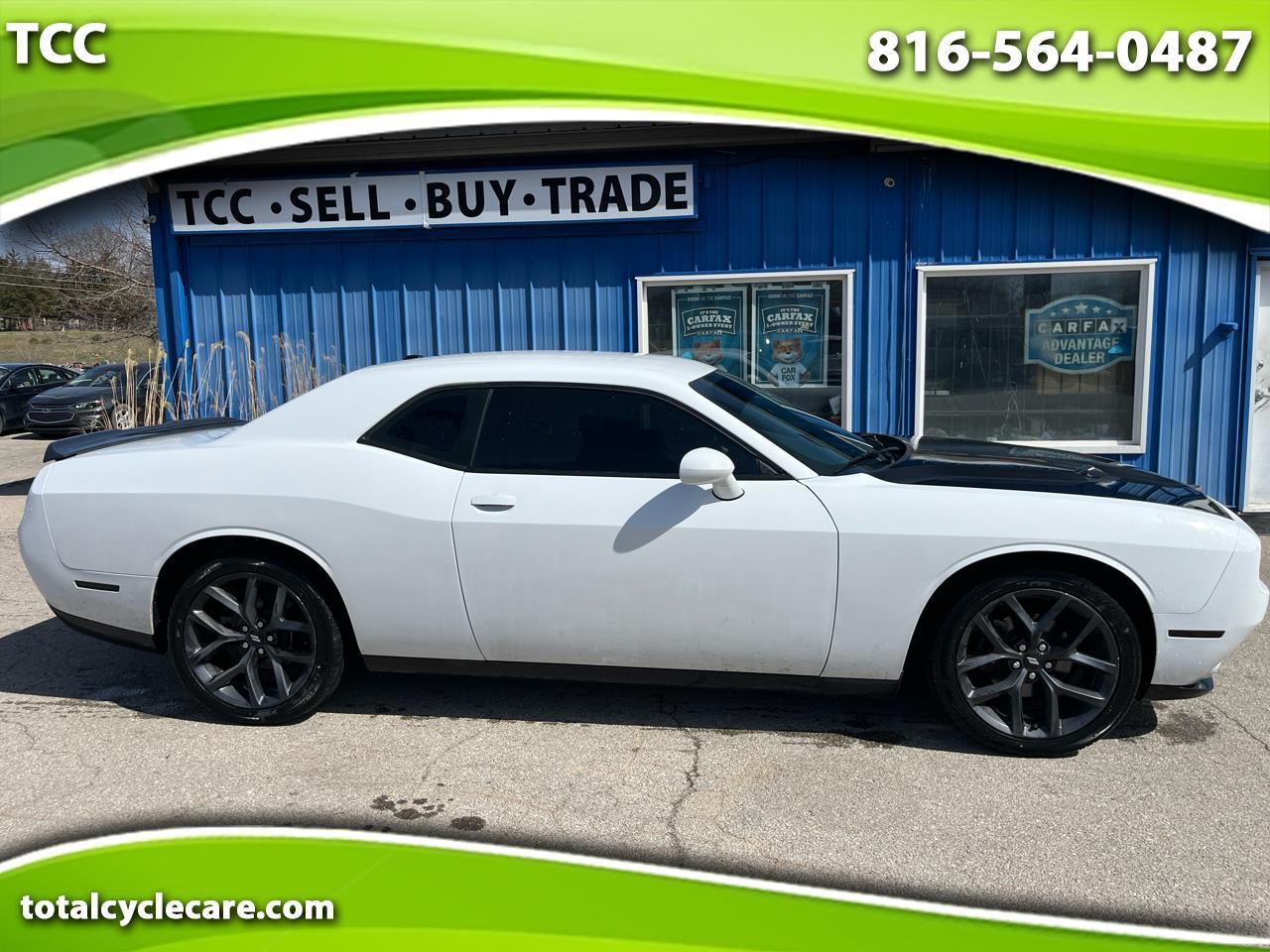 2019 Dodge Challenger SXT RWD