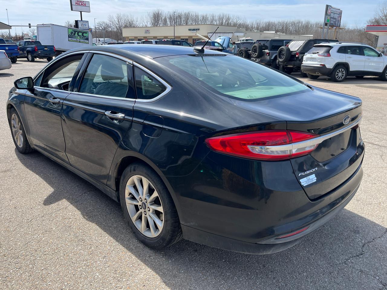 Ford Fusion SE FWD 2017
