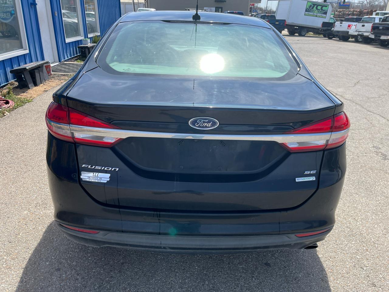 Ford Fusion SE FWD 2017