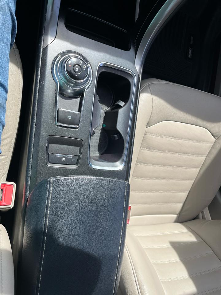 Ford Fusion SE FWD 2017