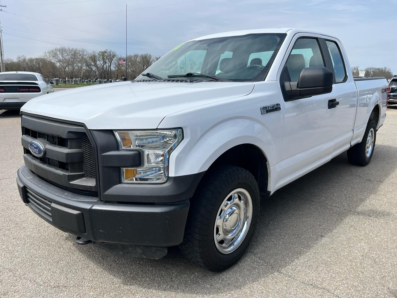 Ford F-150 4WD SuperCab 145" XLT 2016