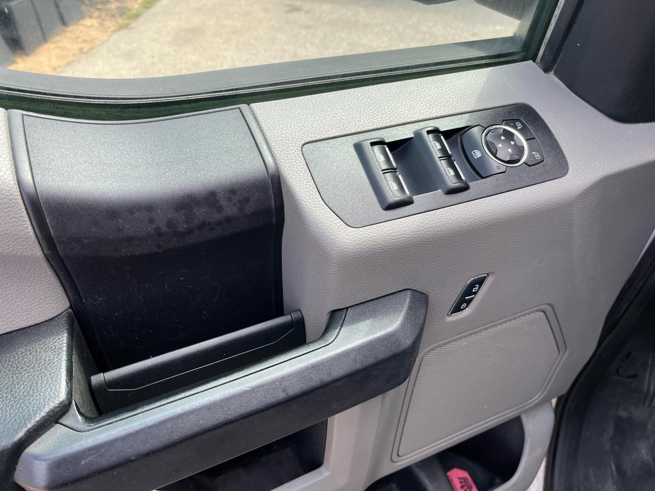 Ford F-150 4WD SuperCab 145" XLT 2016