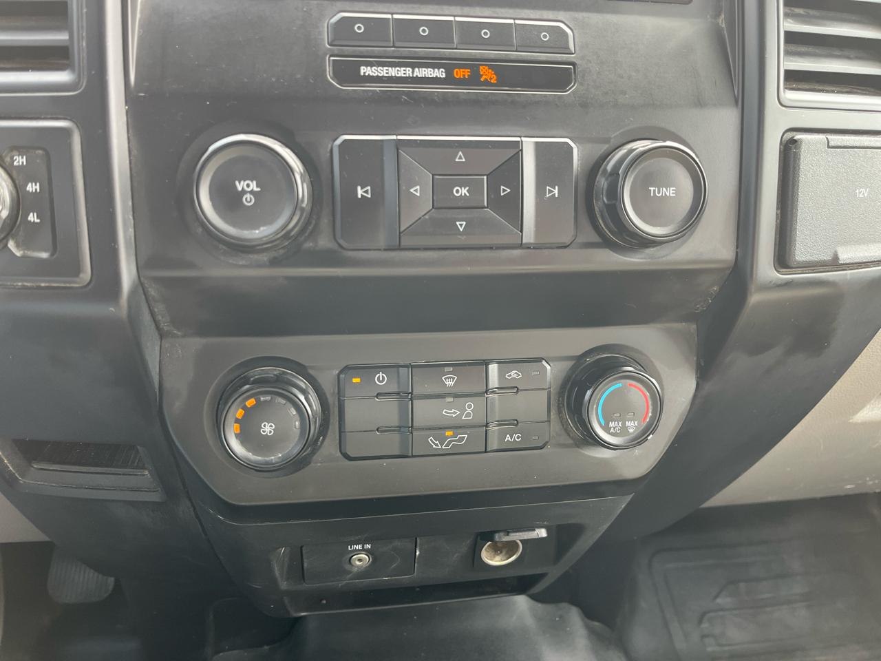 Ford F-150 4WD SuperCab 145" XLT 2016