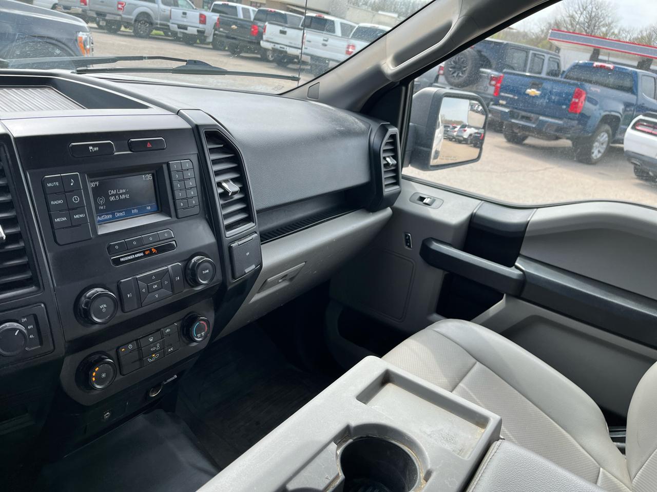 Ford F-150 4WD SuperCab 145" XLT 2016