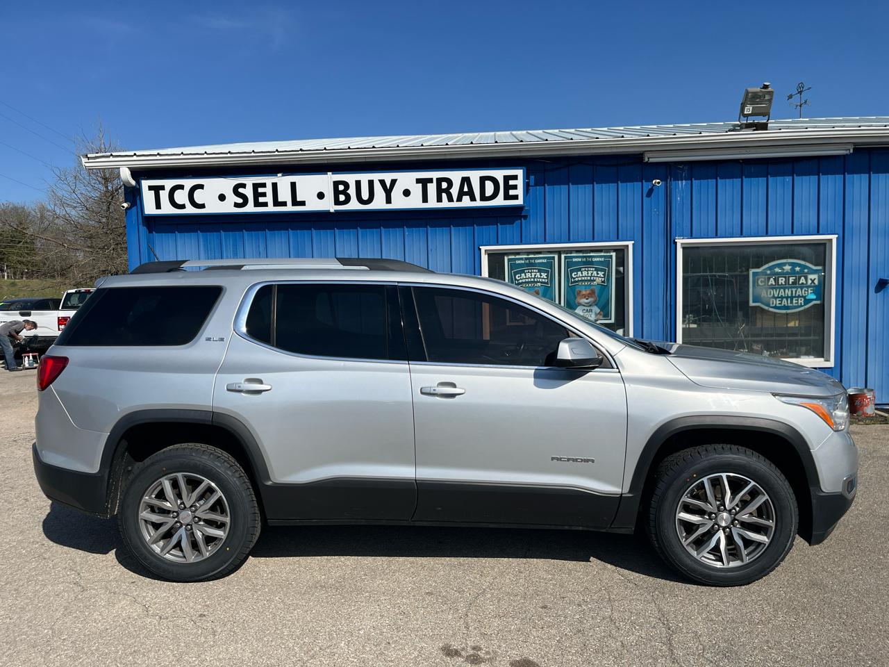 GMC Acadia FWD 4dr SLE w/SLE-2 2017