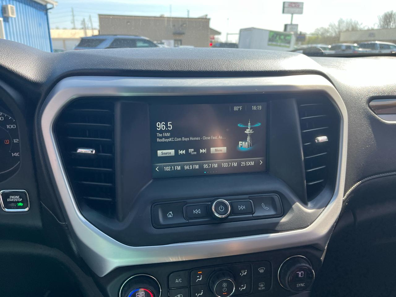 GMC Acadia FWD 4dr SLE w/SLE-2 2017