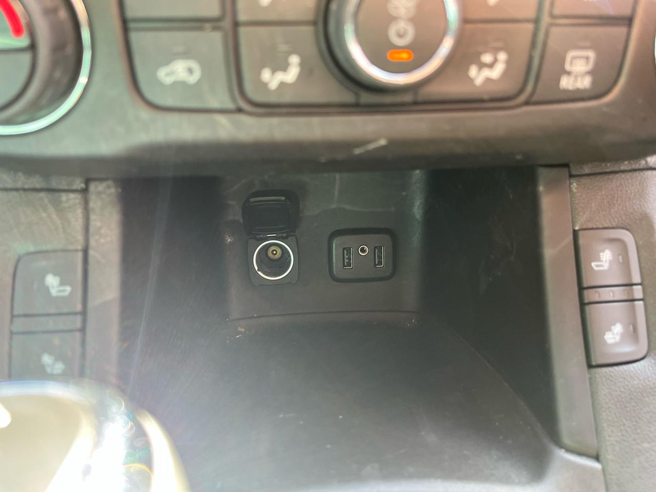 GMC Acadia FWD 4dr SLE w/SLE-2 2017