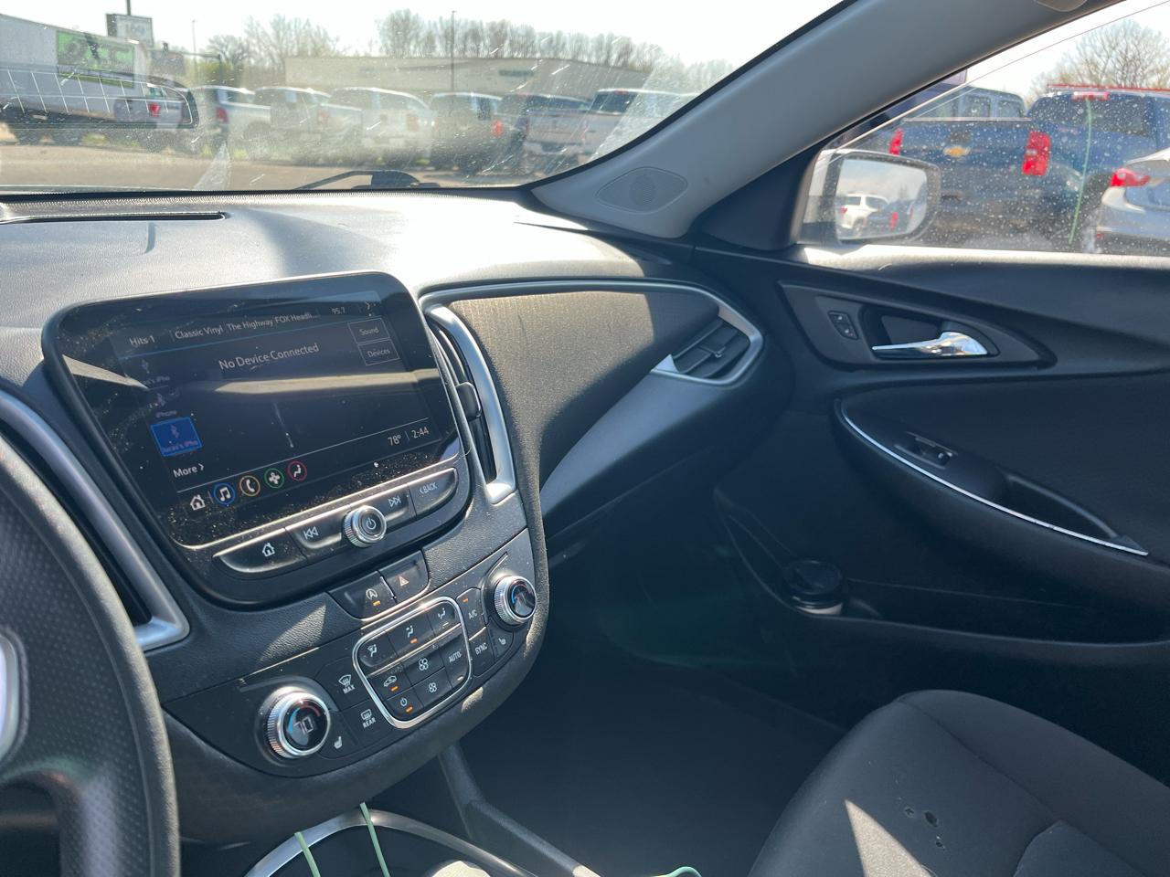 Chevrolet Malibu 4dr Sdn LT 2022