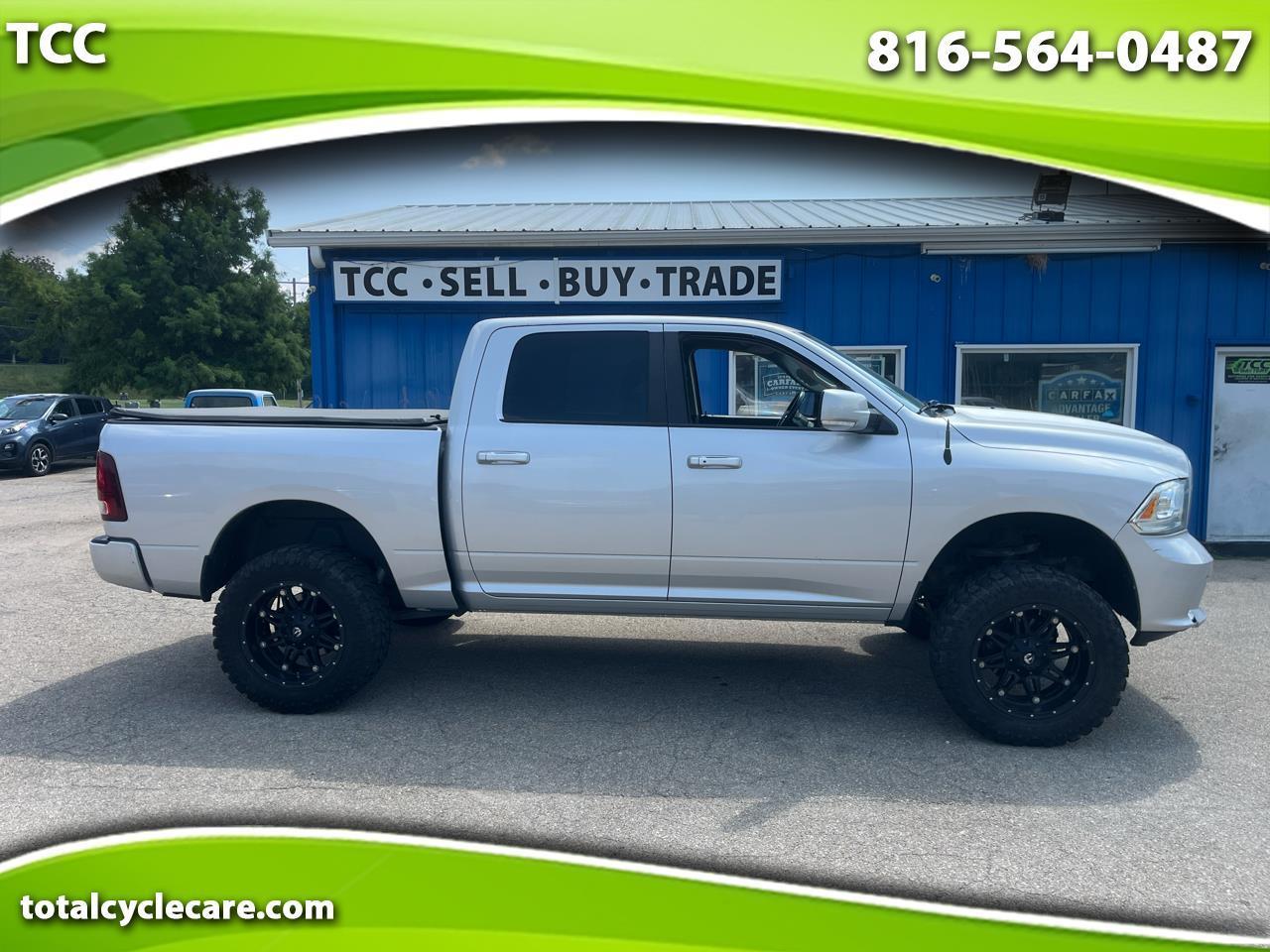 2015 RAM 1500 4WD Crew Cab 140.5" Sport