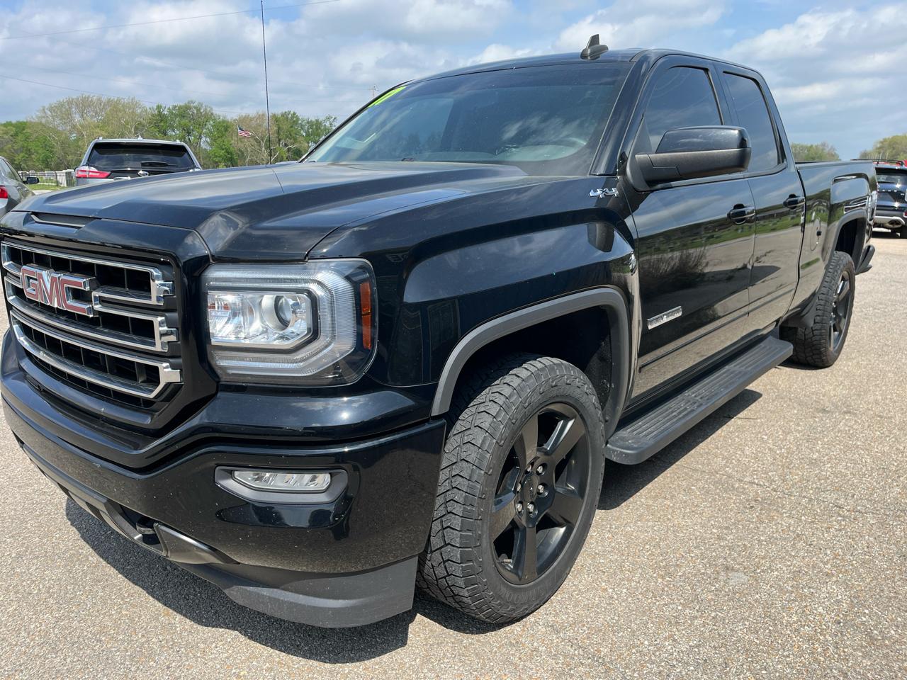 GMC Sierra 1500 4WD Double Cab 143.5" 2017