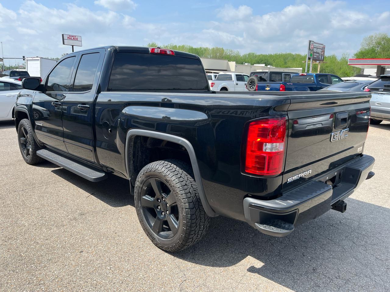 GMC Sierra 1500 4WD Double Cab 143.5" 2017