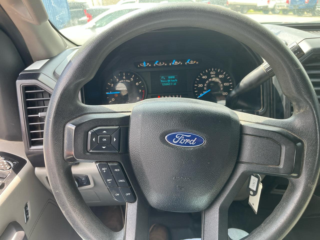 Ford F-150 XLT 2WD SuperCab 6.5' Box 2017