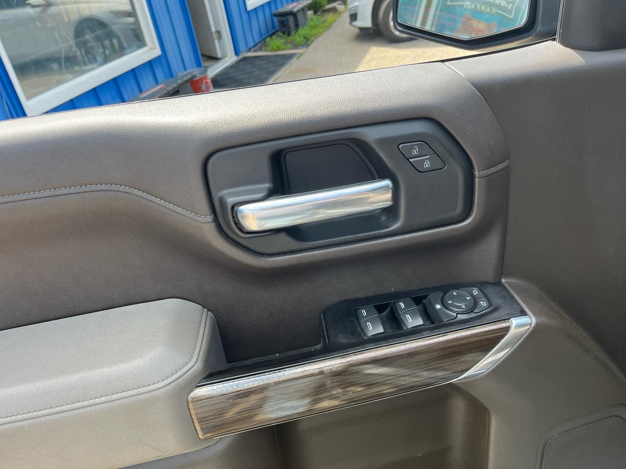 Chevrolet Silverado 1500 4WD Crew Cab 147" LT 2019