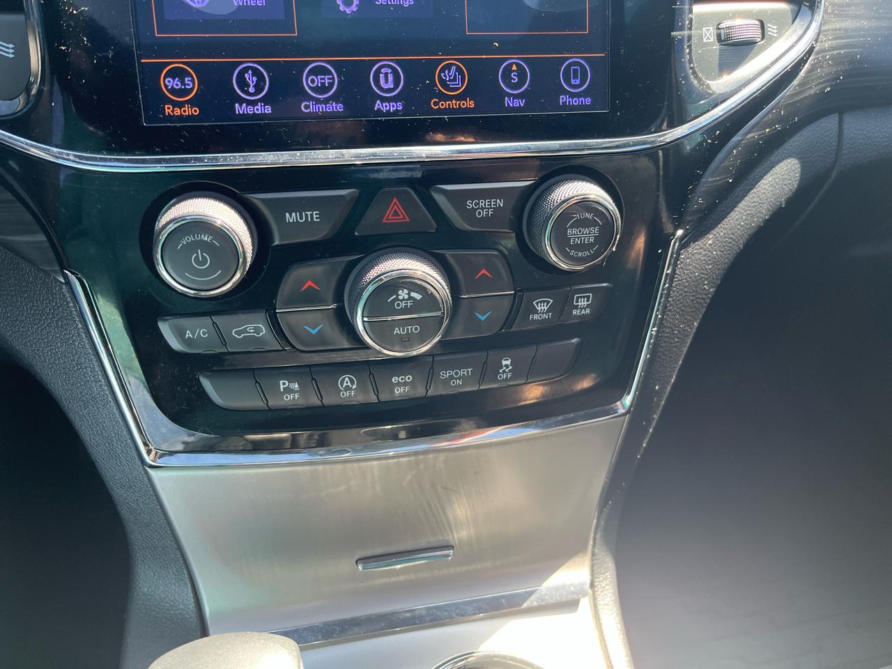 Jeep Grand Cherokee Altitude 4x4 2019