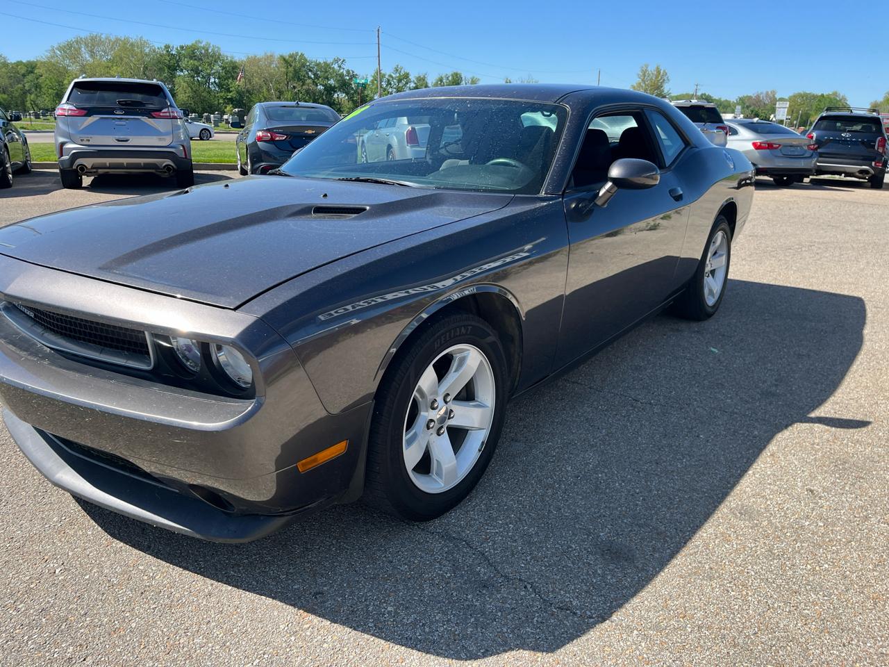 Dodge Challenger 2dr Cpe SXT 2014