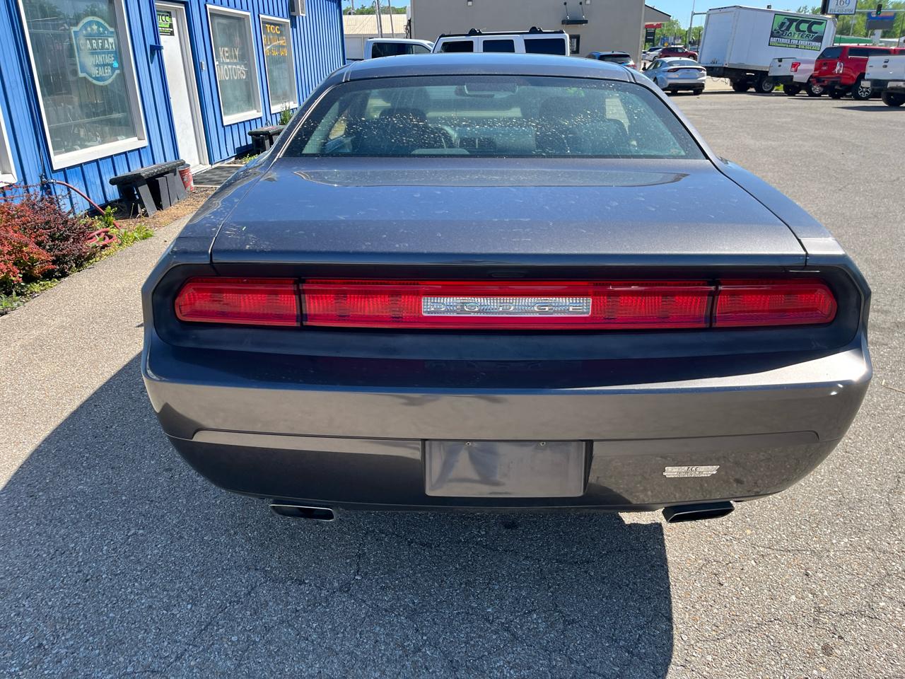 Dodge Challenger 2dr Cpe SXT 2014