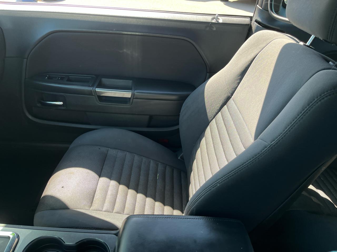 Dodge Challenger 2dr Cpe SXT 2014