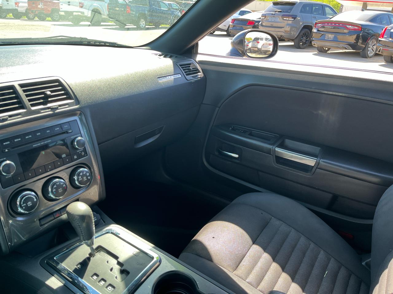 Dodge Challenger 2dr Cpe SXT 2014