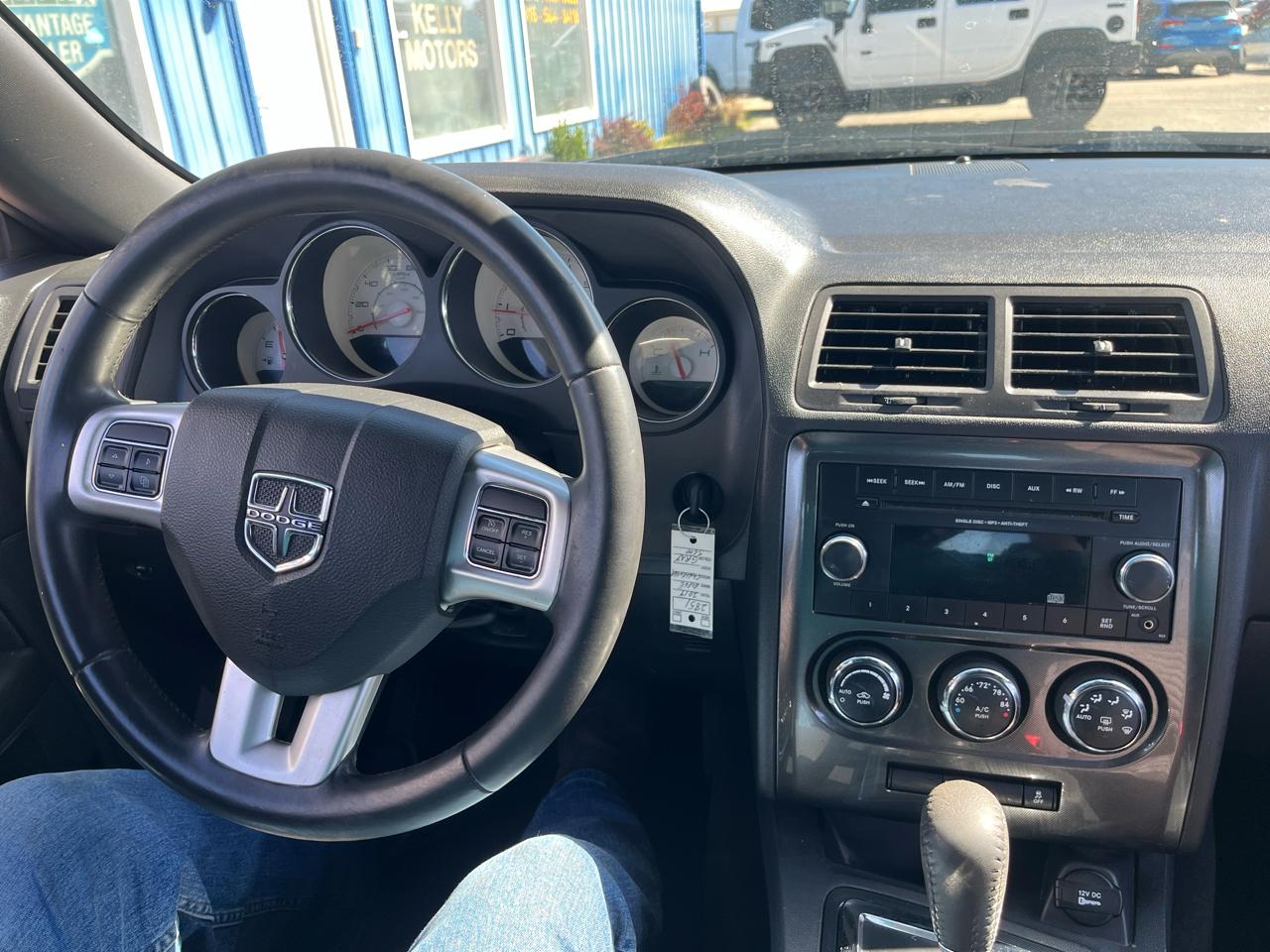 Dodge Challenger 2dr Cpe SXT 2014