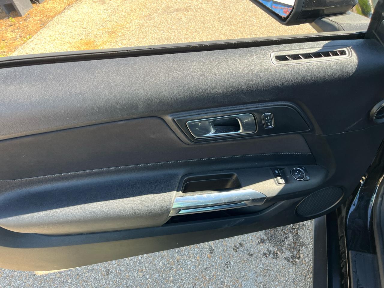 Ford Mustang EcoBoost Fastback 2019