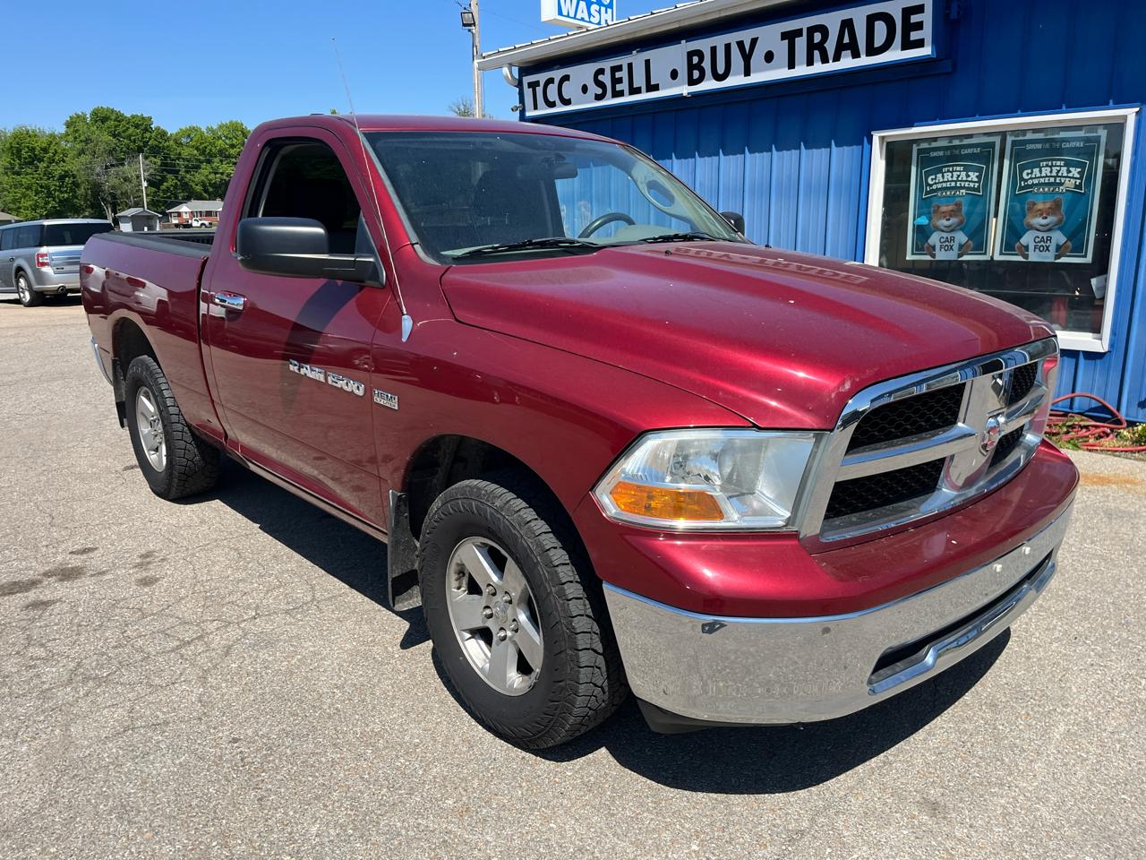 RAM 1500 4WD Reg Cab 120.5" SLT 2011