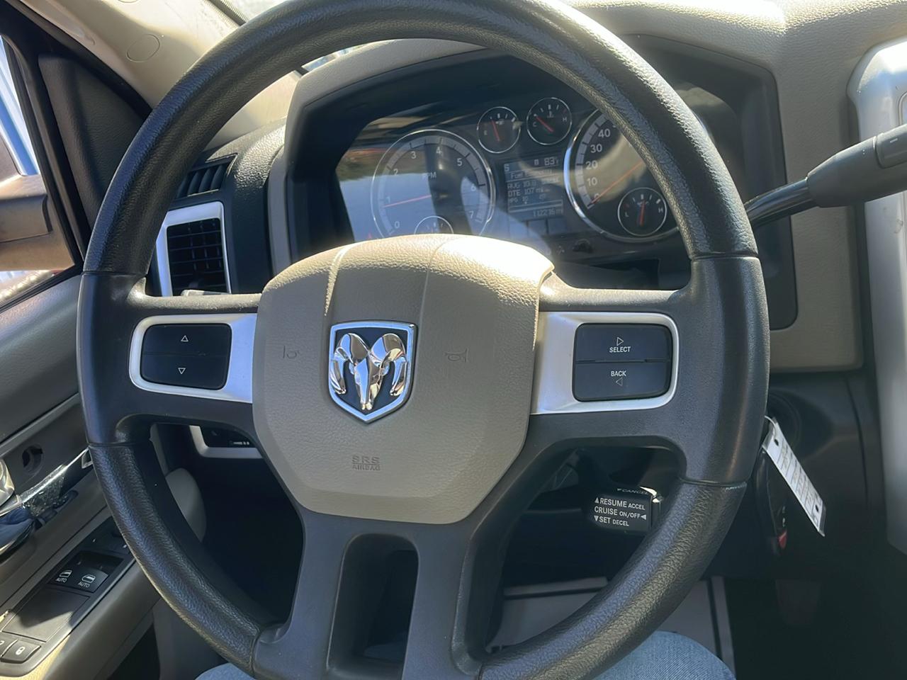 RAM 1500 4WD Reg Cab 120.5" SLT 2011