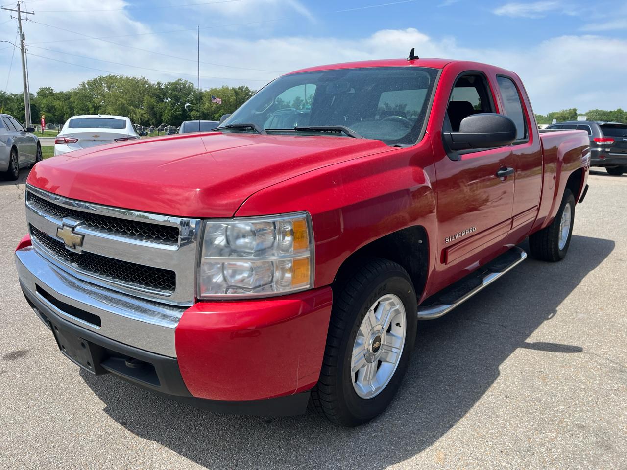 Chevrolet Silverado 1500 4WD Ext Cab 143.5" LT 2010