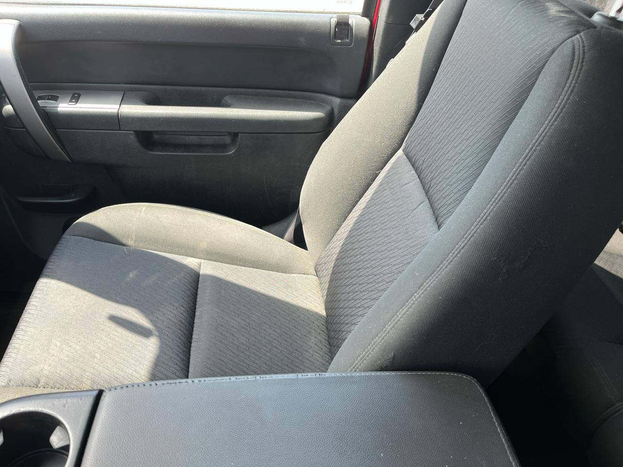Chevrolet Silverado 1500 4WD Ext Cab 143.5" LT 2010
