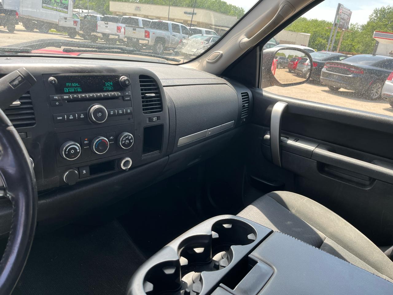 Chevrolet Silverado 1500 4WD Ext Cab 143.5" LT 2010