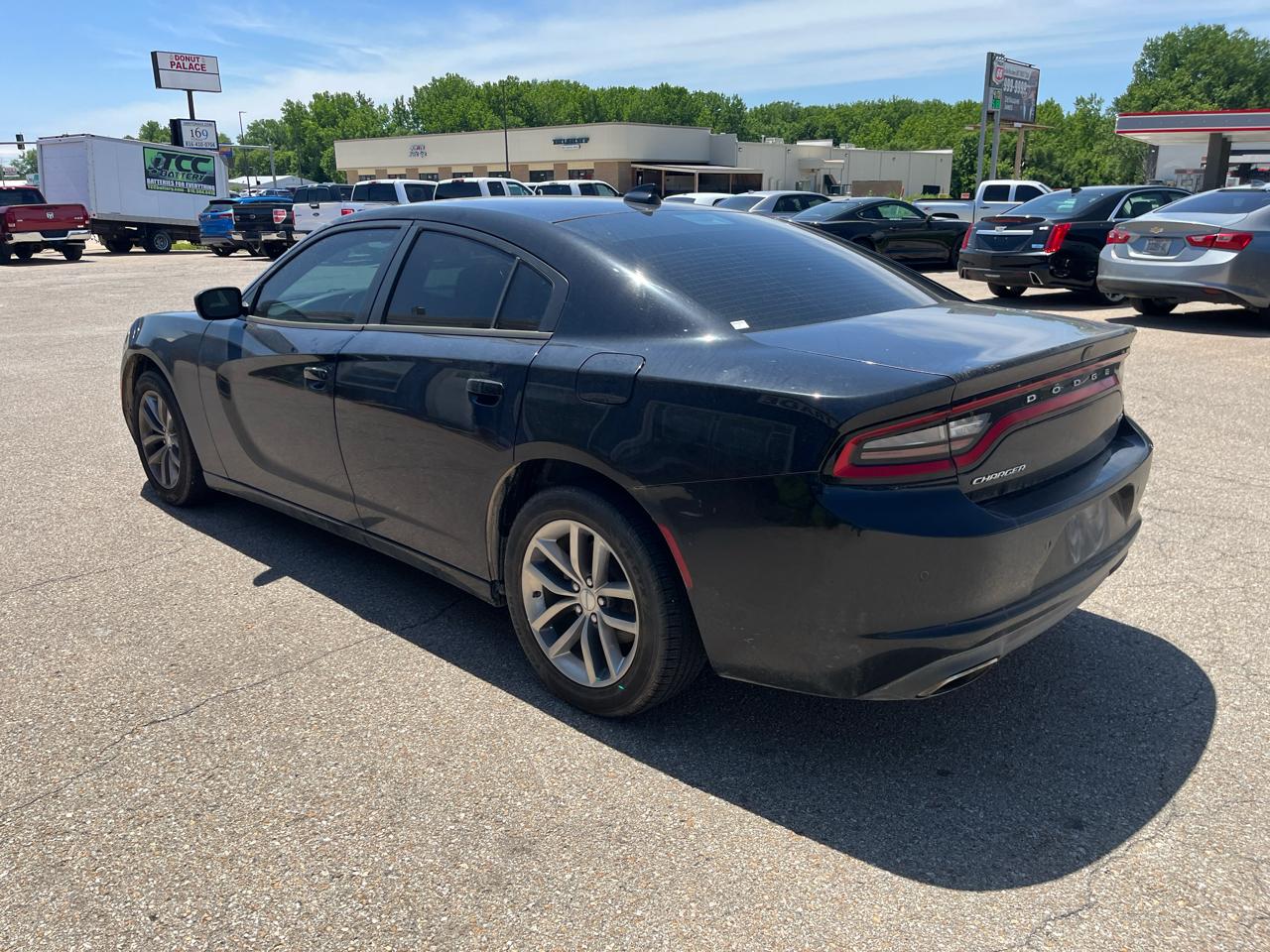 Dodge Charger 4dr Sdn SXT RWD 2016