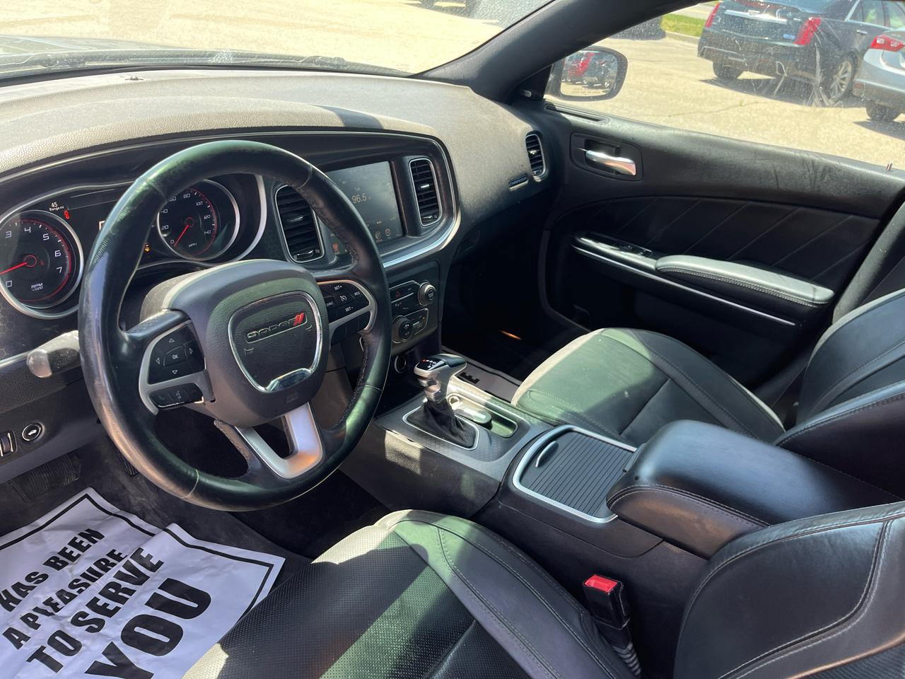Dodge Charger 4dr Sdn SXT RWD 2016