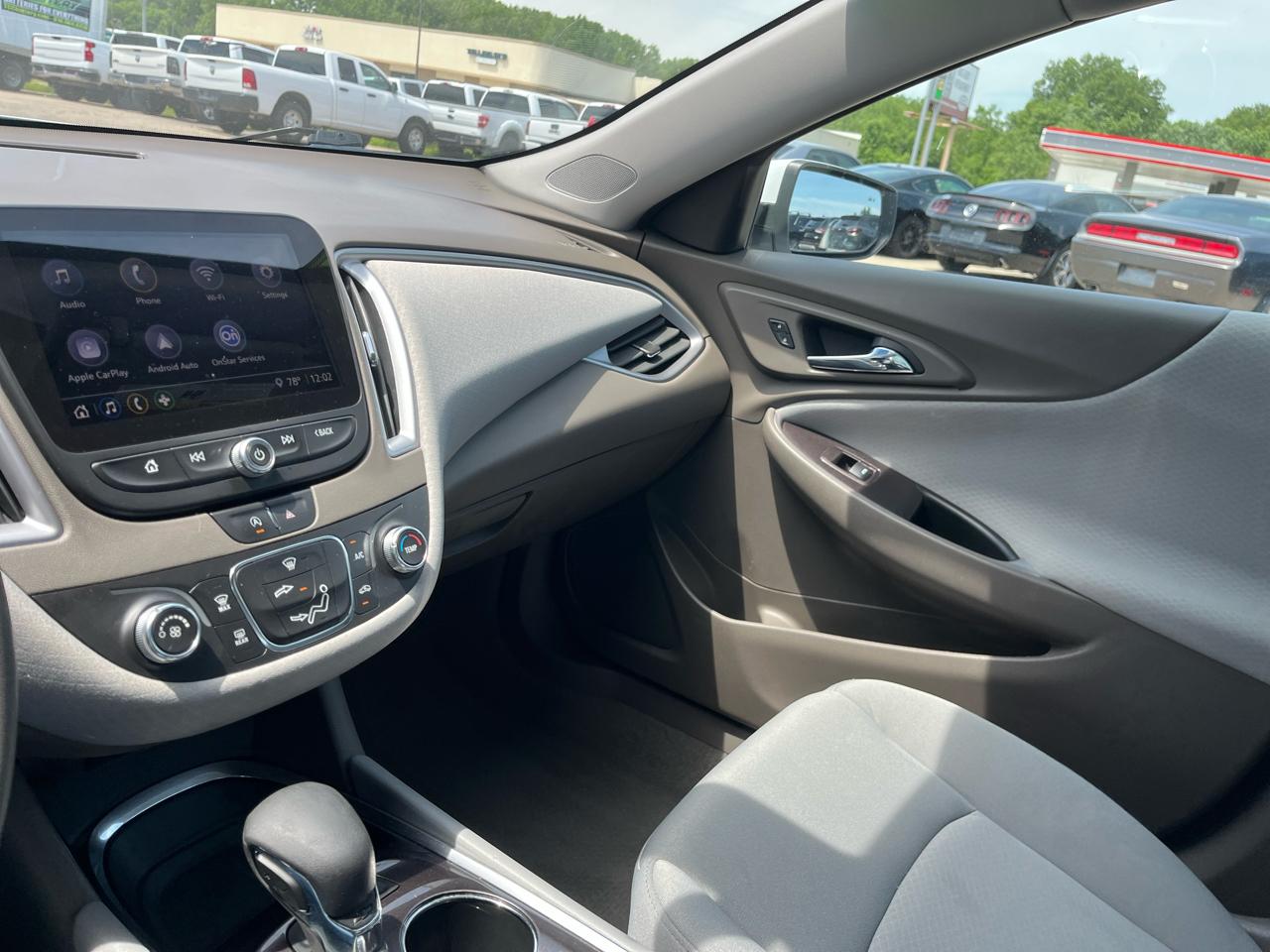 Chevrolet Malibu 4dr Sdn LS w/1FL 2021