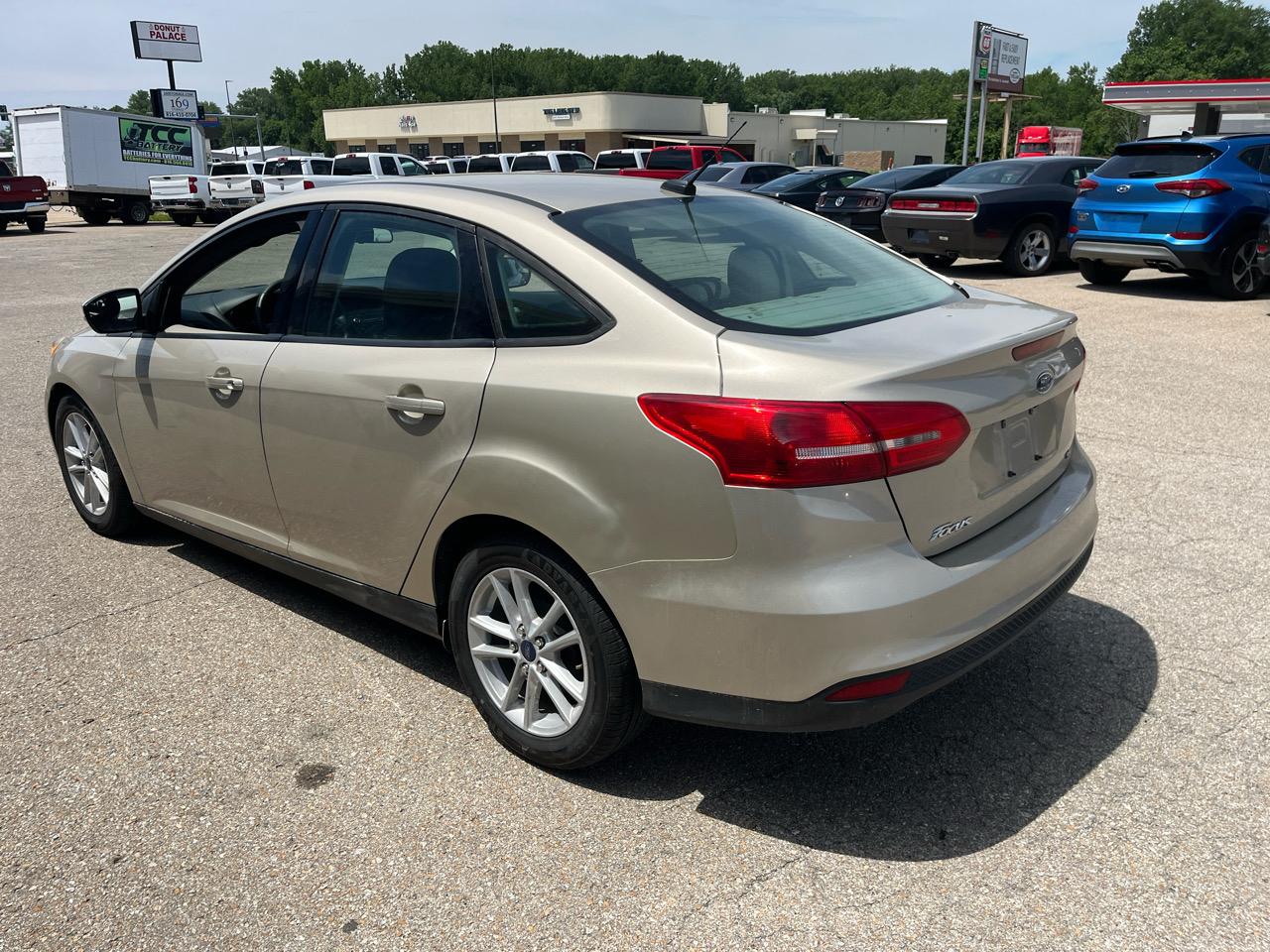 Ford Focus SE Sedan 2018
