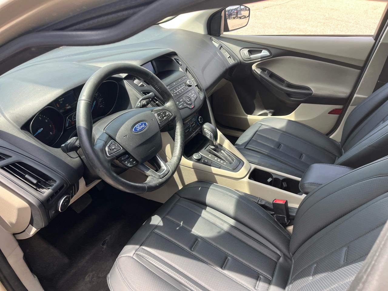 Ford Focus SE Sedan 2018