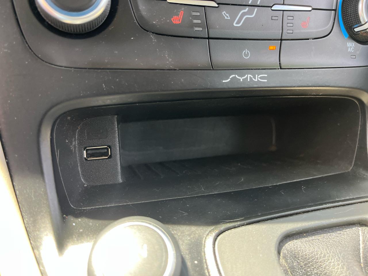 Ford Focus SE Sedan 2018