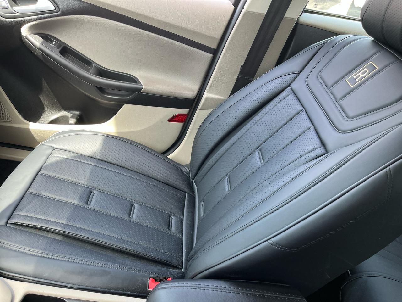 Ford Focus SE Sedan 2018