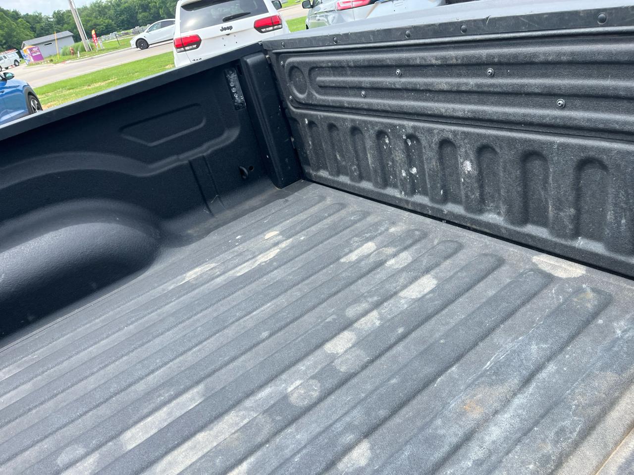 RAM 1500 Classic Warlock 4x4 Crew Cab 5'7" Box 2022