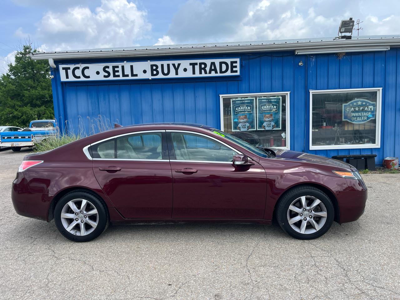 Acura TL 4dr Sdn Auto 2WD 2013