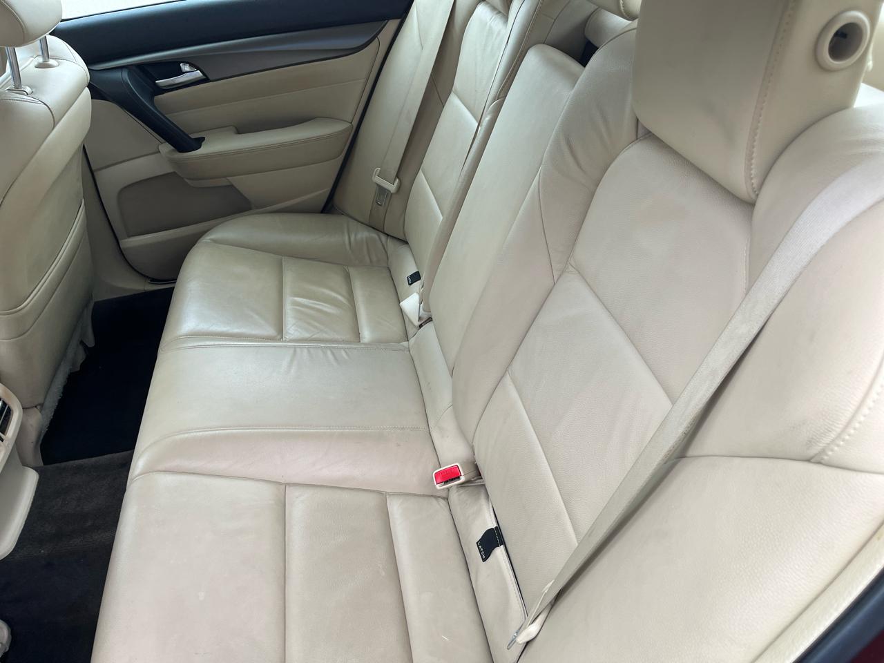 Acura TL 4dr Sdn Auto 2WD 2013