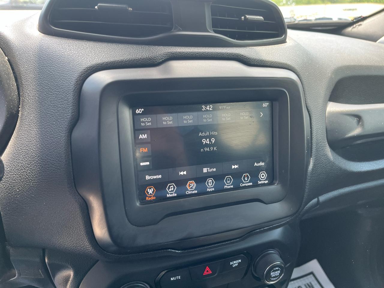 2018 Jeep Renegade Latitude - Photo 13