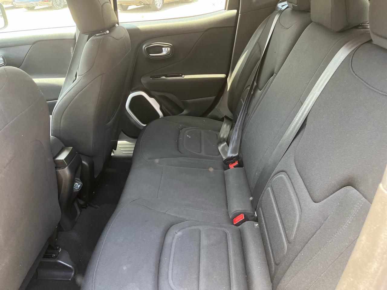 2018 Jeep Renegade Latitude - Photo 22