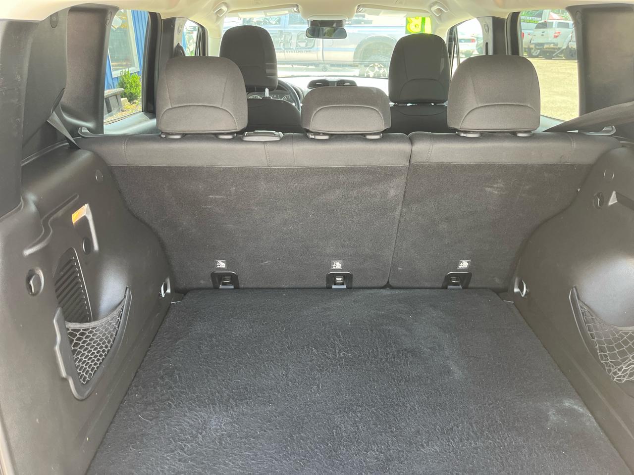 2018 Jeep Renegade Latitude - Photo 23